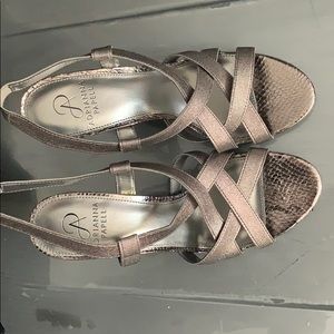 Never worn “Silver highlights”